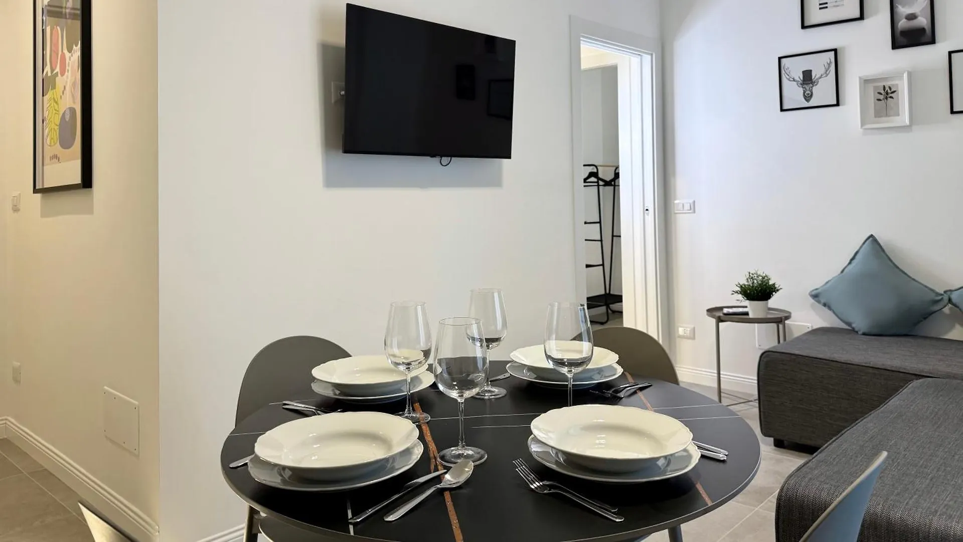 Laus Andrea Da Bari Luxury Design Apartment 1 Italy
