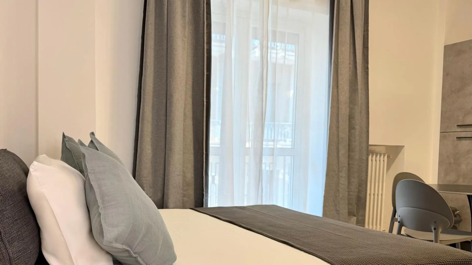 Laus Andrea Da Bari Luxury Design Apartment 1
