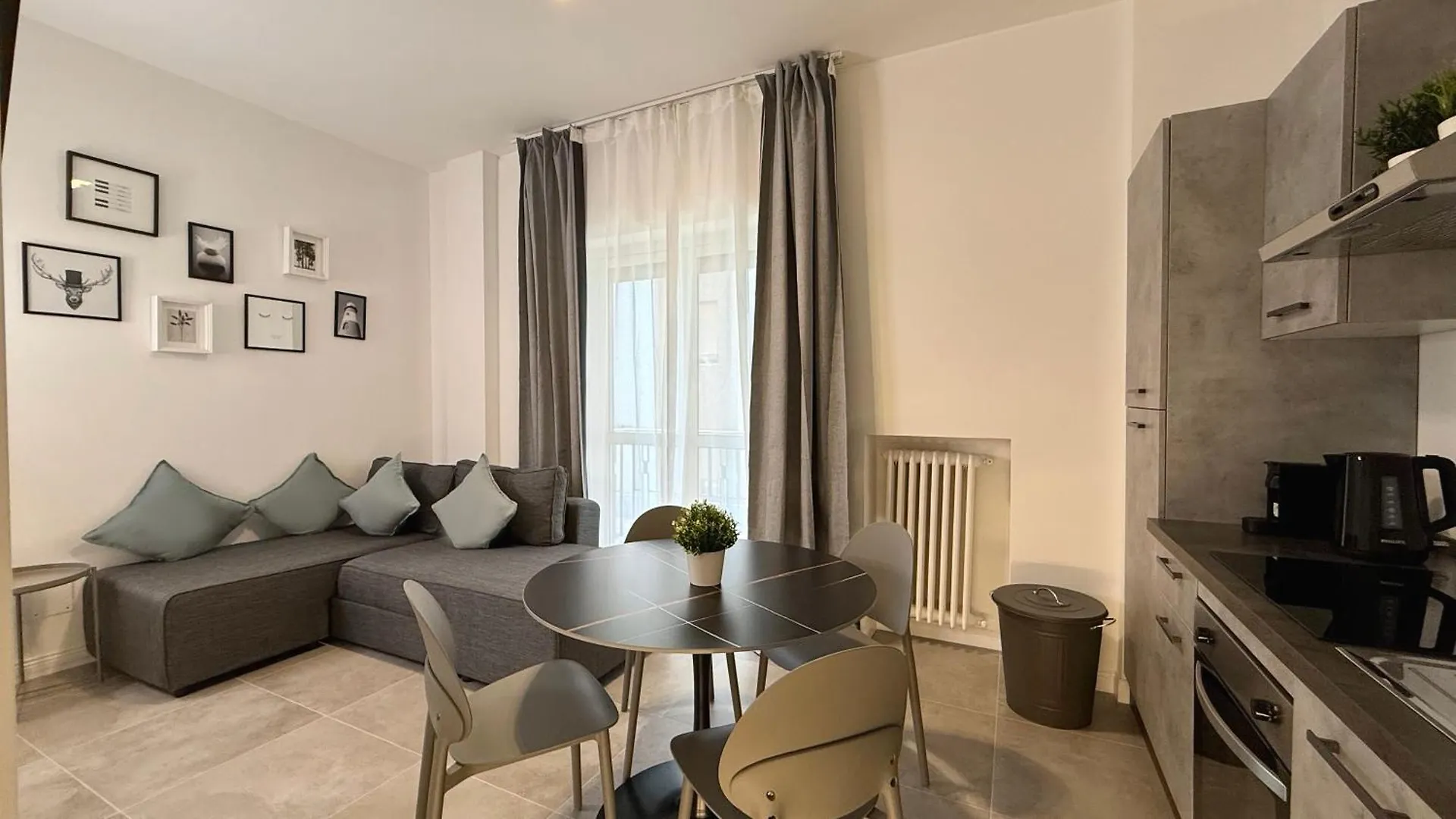 Laus Andrea Da Bari Luxury Design Apartment 1 0*,  Italië